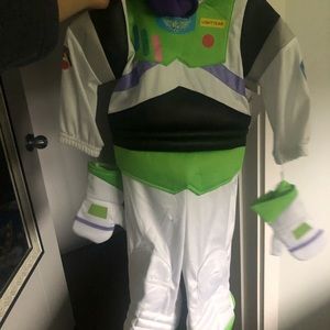 Buzz light year costume NWT